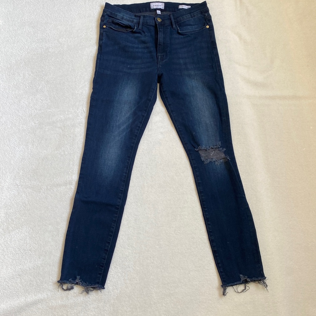 Frame Le Skinny De Jeanne Size 30 Dark Blue, Frayed Bottoms